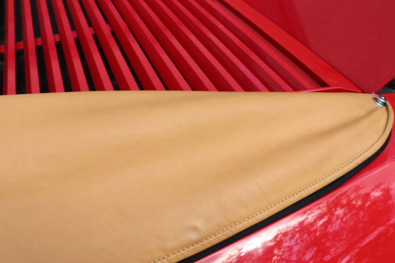 Used 1989 Ferrari Mondial T Cabriolet image 32