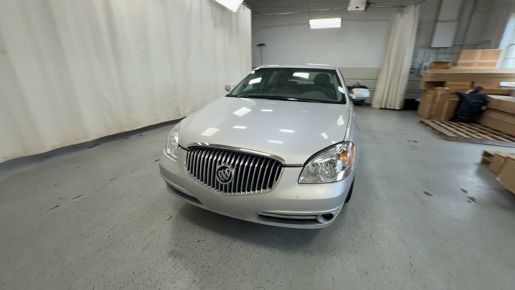 Used 2011 Buick Lucerne CXL FWD image 3