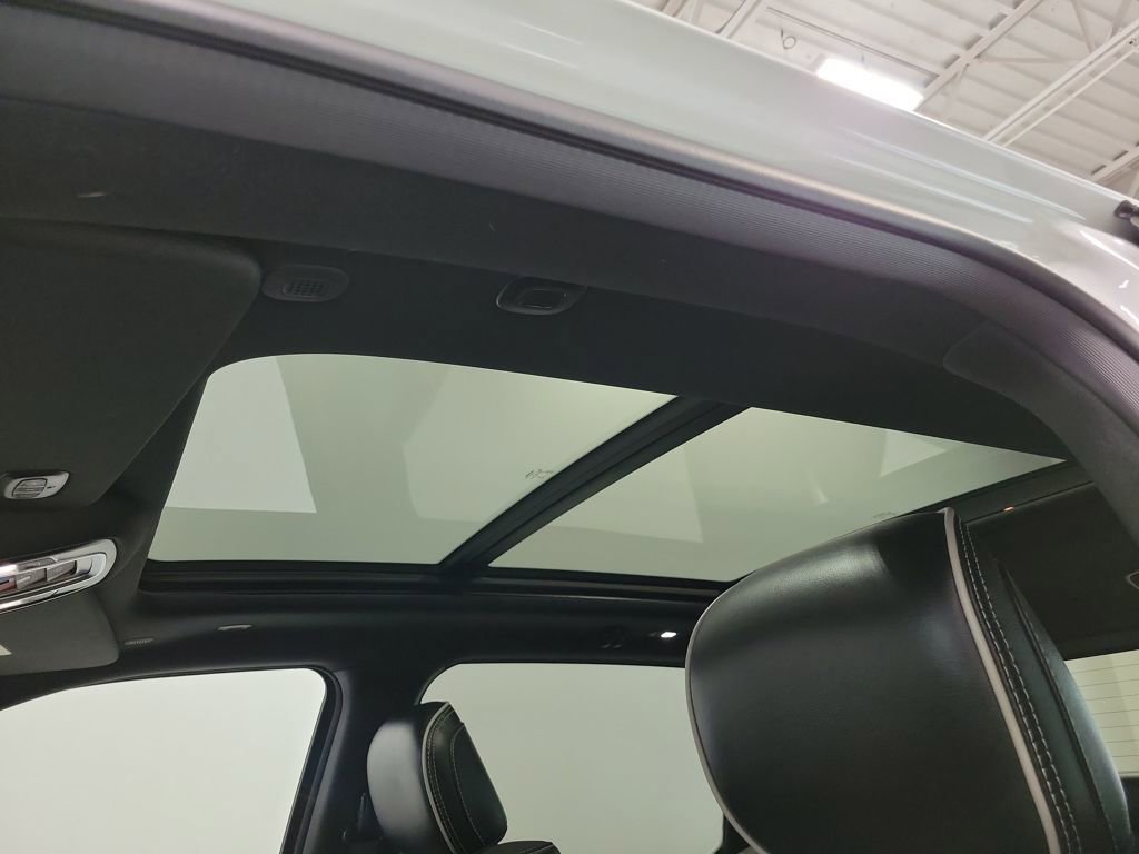 Used 2025 RAM 1500 Limited image 3