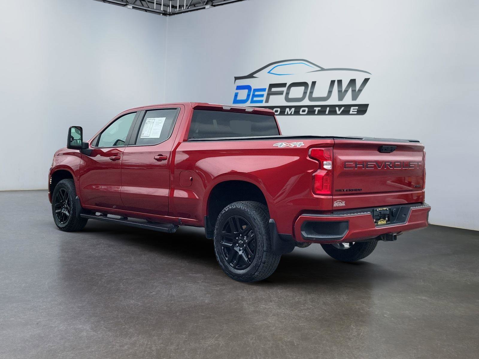 Used 2023 Chevrolet Silverado 1500 RST w/ Max Trailering Package image 5
