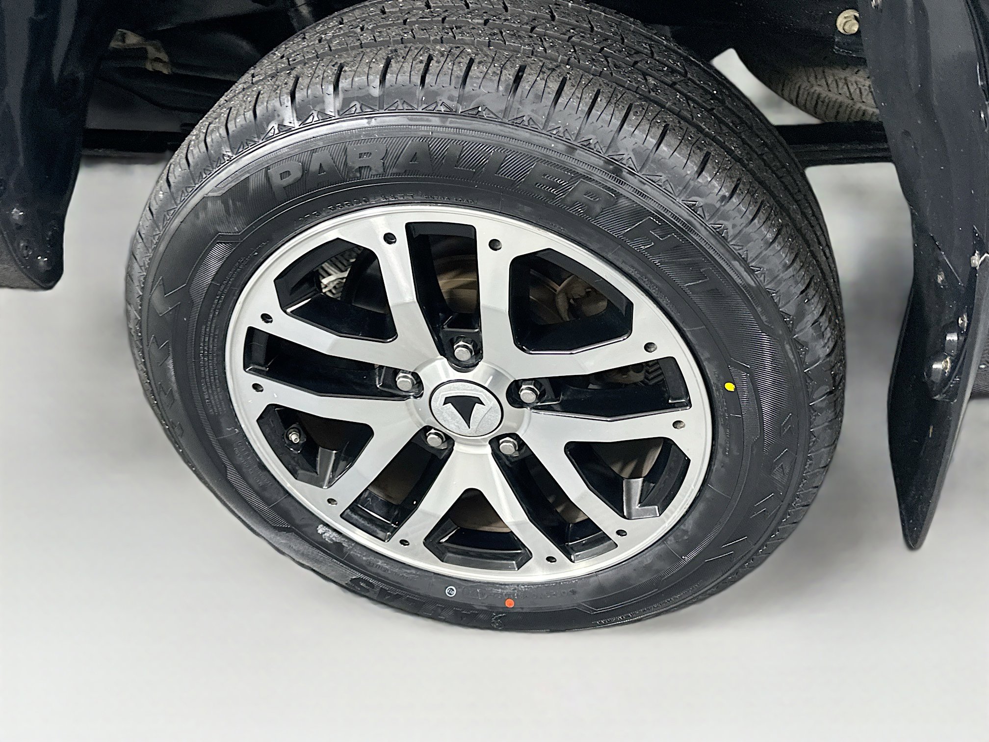 Used 2018 Toyota Tundra SR5 w/ SR5 Upgrade Package image 11