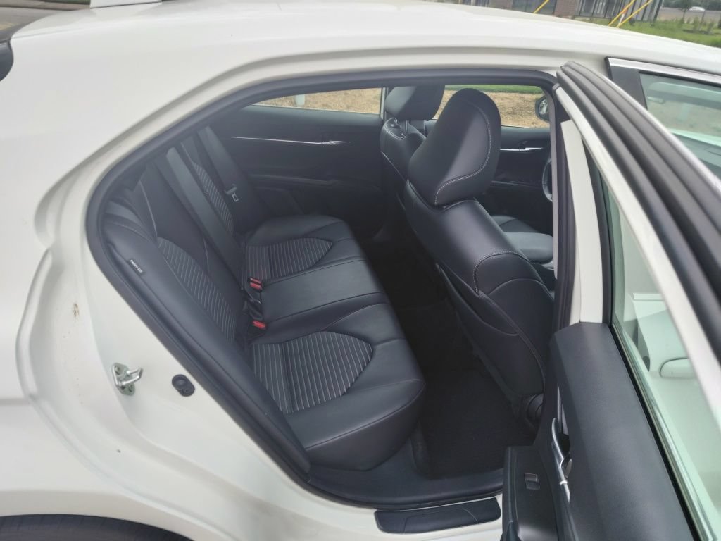 Used 2023 Toyota Camry SE FWD image 13