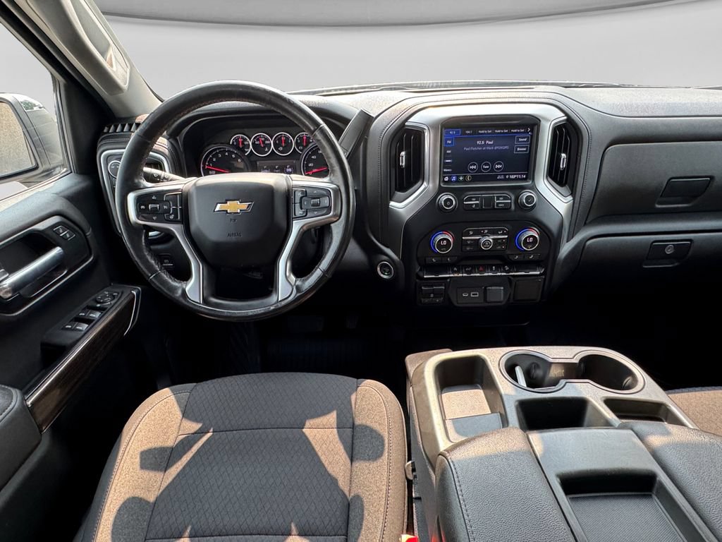 Used 2021 Chevrolet Silverado 1500 LT AWD/4WD image 23