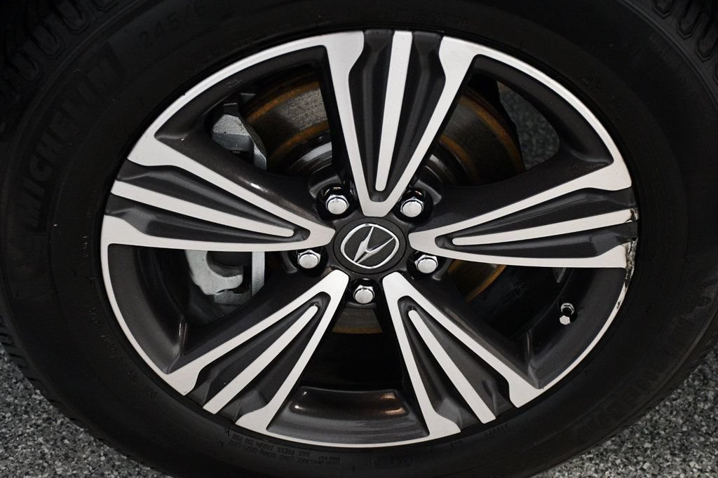 Used 2018 Acura MDX SH-AWD image 17