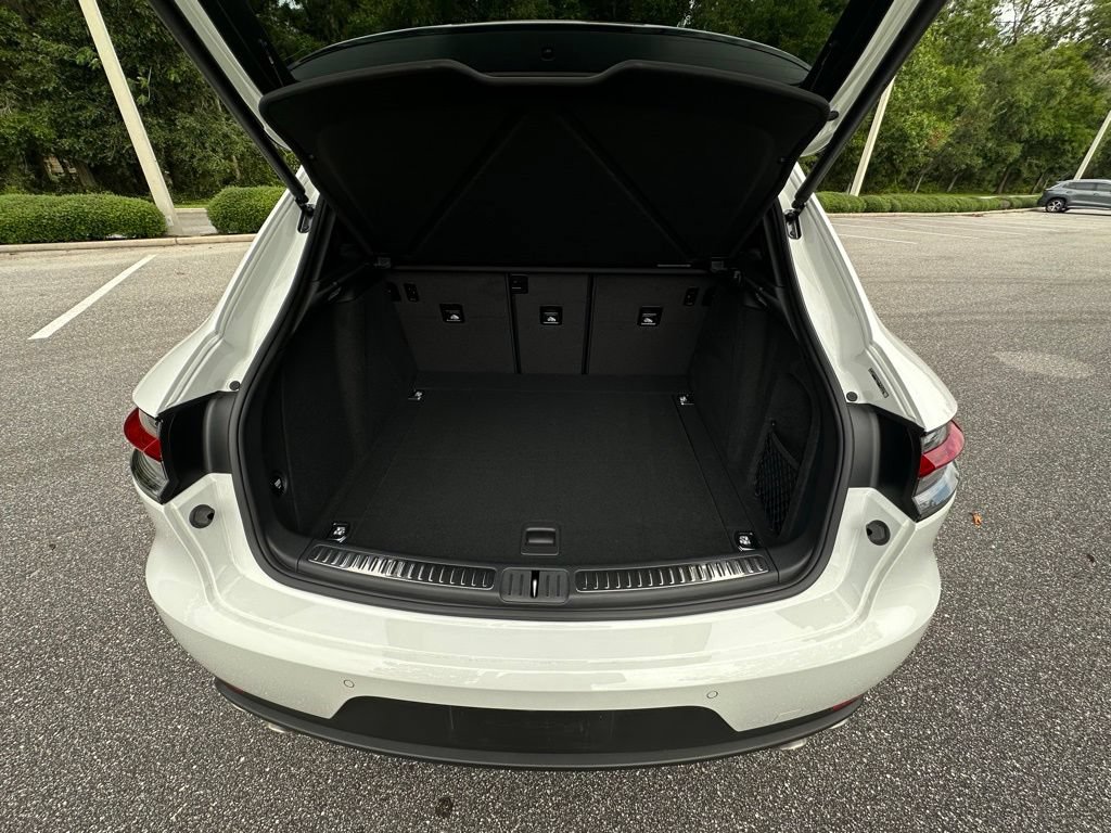 Certified 2021 Porsche Macan S AWD/4WD image 20