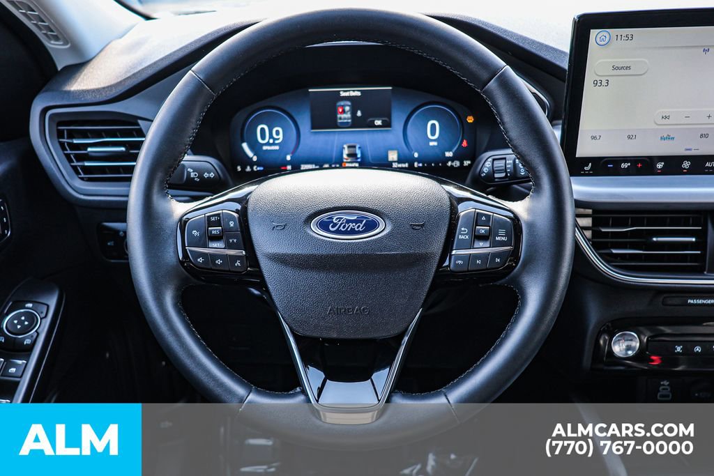 Used 2025 Ford Escape Platinum AWD/4WD image 33