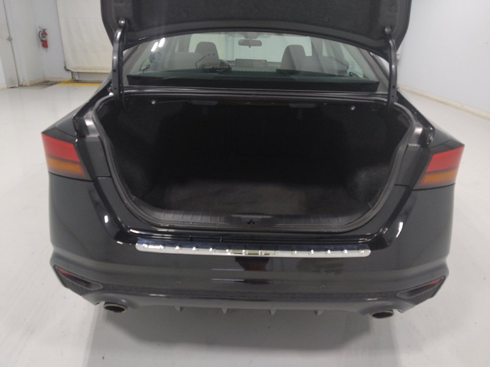 Used 2023 Nissan Altima 2.5 SV w/ SV Premium Package AWD/4WD image 29