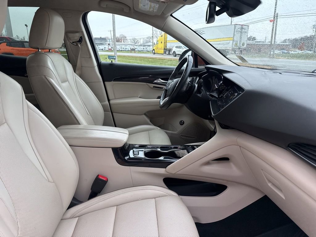 Used 2022 Buick Envision Essence w/ Safety Package image 46
