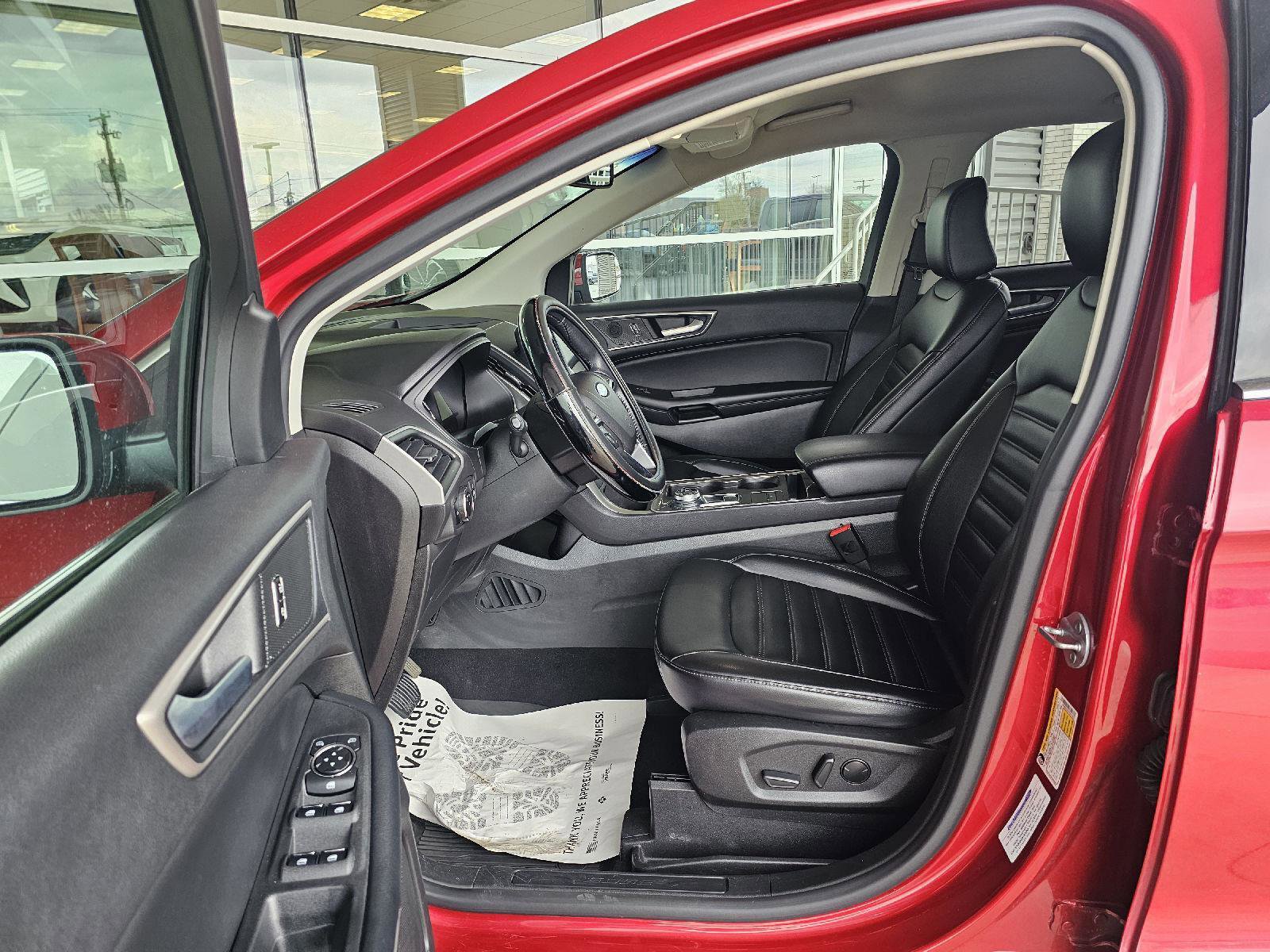 Used 2023 Ford Edge SEL w/ Convenience Package AWD/4WD image 19