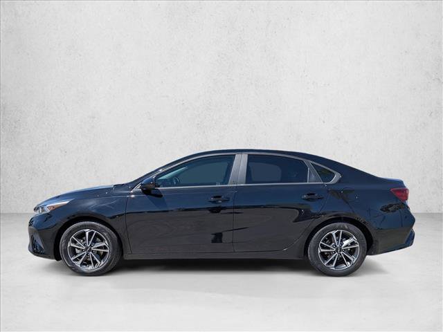 Used 2022 Kia Forte LXS FWD image 9