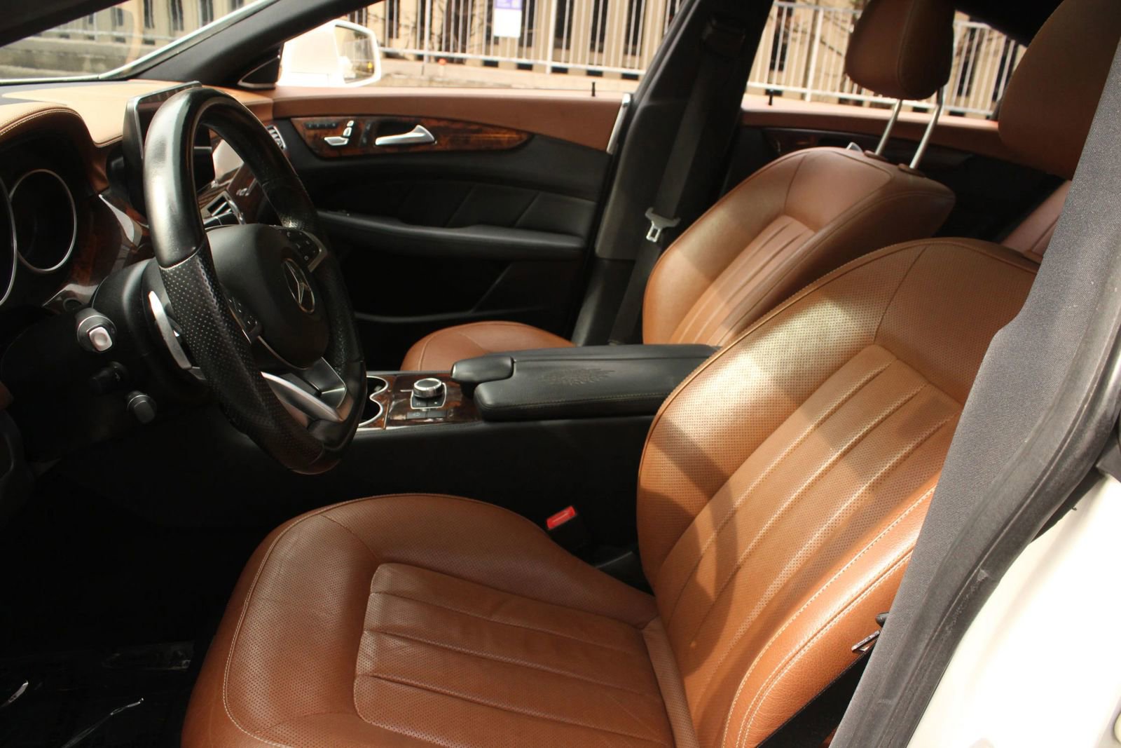 Used 2015 Mercedes-Benz CLS 400 image 14