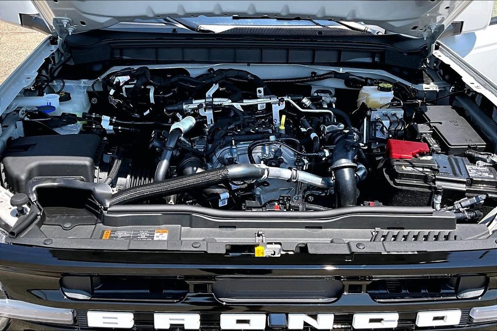 New 2026 Ford Bronco Outer Banks AWD/4WD image 10