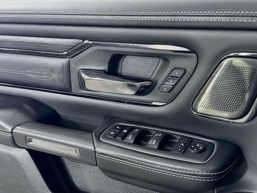Used 2022 RAM 1500 Limited AWD/4WD image 19