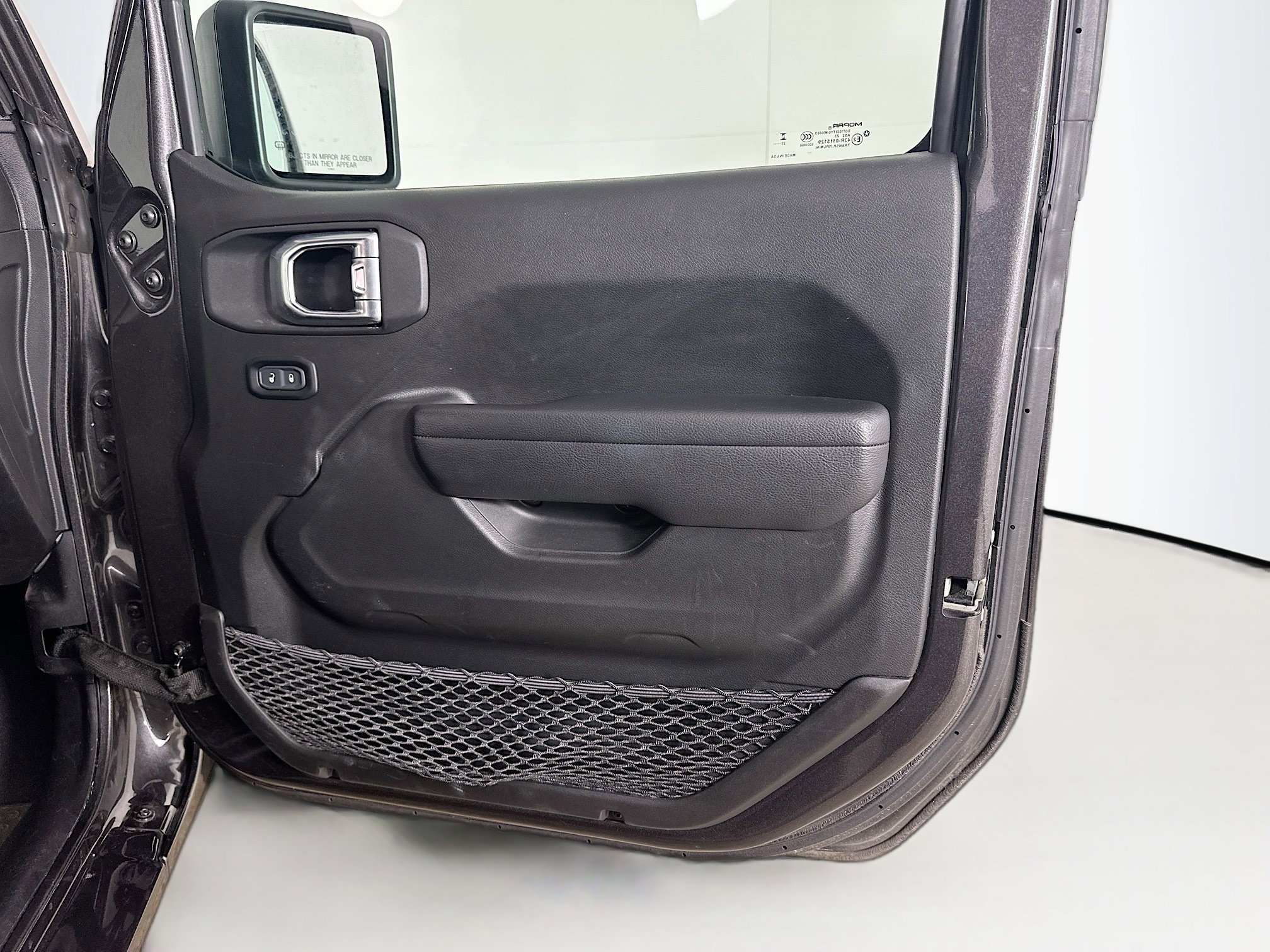 Used 2024 Jeep Wrangler Sport S image 26