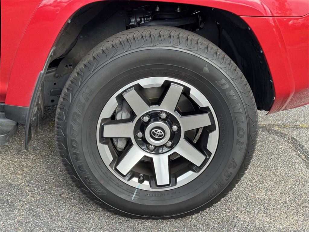 Used 2024 Toyota 4Runner TRD Off-Road Premium image 25