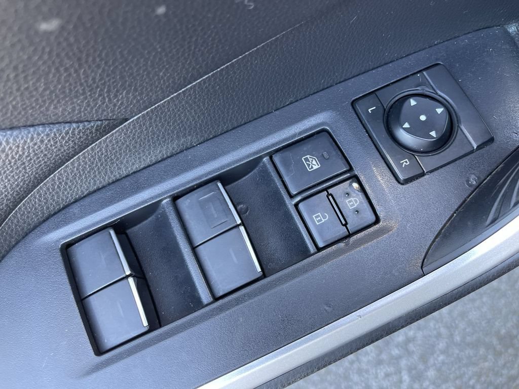 Used 2022 Toyota RAV4 XLE w/ Convenience Package AWD/4WD image 13