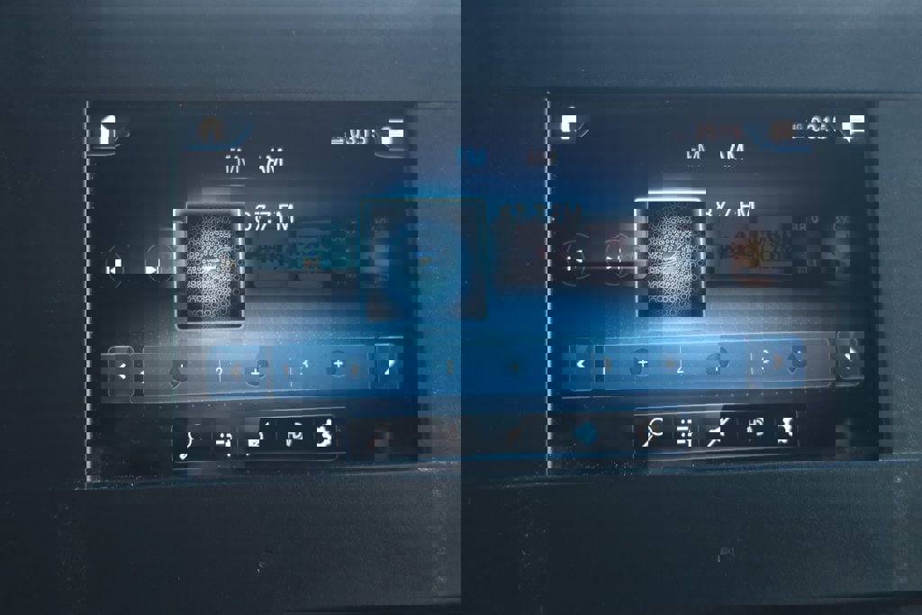 Used 2023 Mercedes-Benz Sprinter 4500 w/ Acoustic Package image 15