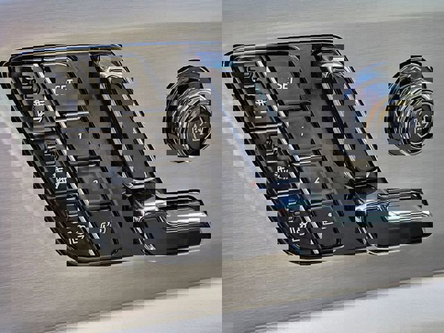 New 2026 Cadillac Vistiq Sport w/ LPO, Floor Liner Package image 25