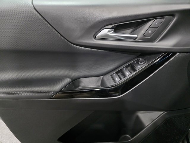 Used 2026 Chevrolet Equinox LT image 10