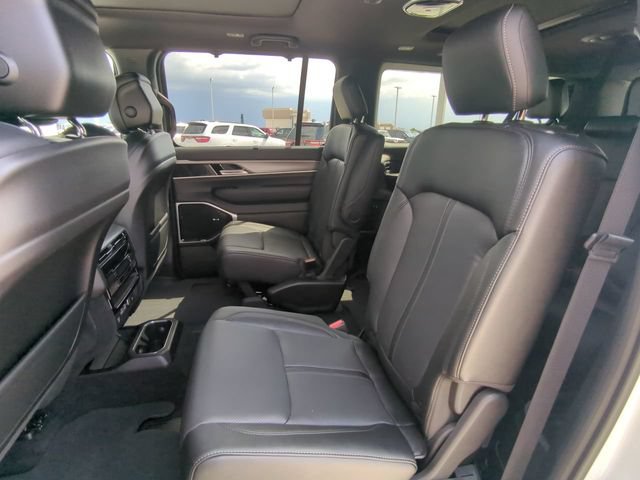 New 2026 Jeep Grand Wagoneer L Limited AWD/4WD image 17