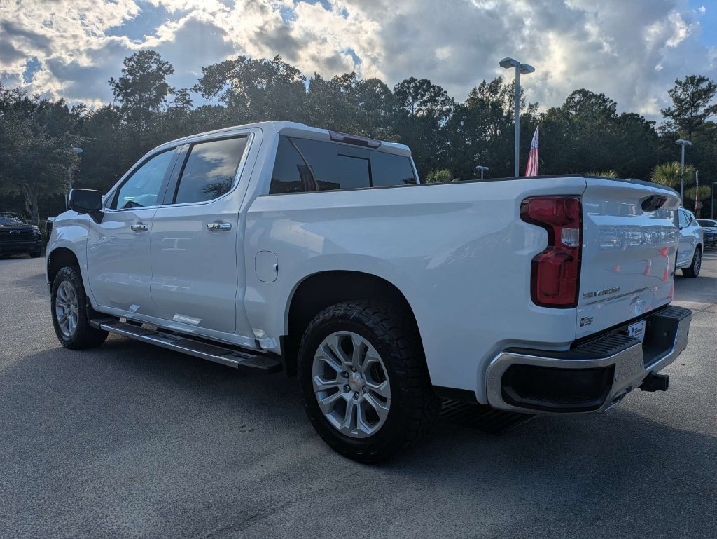 Used 2025 Chevrolet Silverado 1500 LTZ AWD/4WD image 6