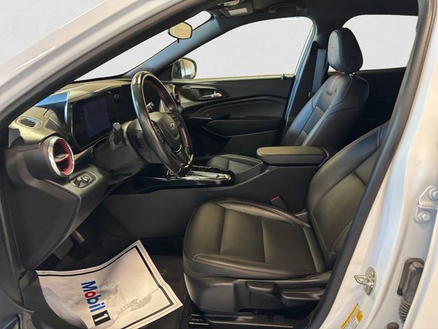 Used 2024 Chevrolet Trax RS FWD image 10