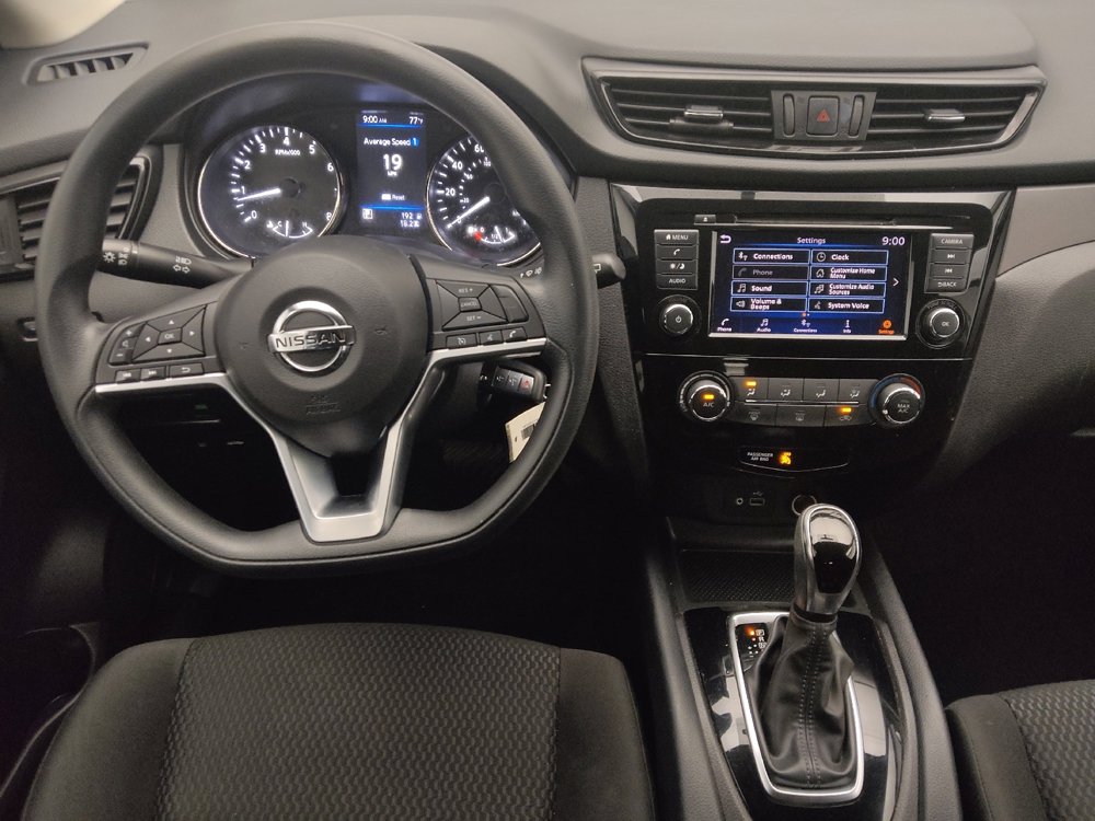 Used 2019 Nissan Rogue Sport S image 22