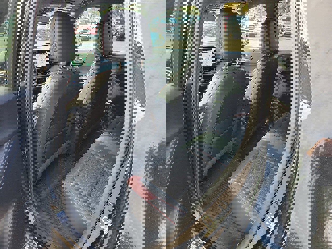 Used 2025 Chevrolet Equinox RS w/ Convenience Package III image 10