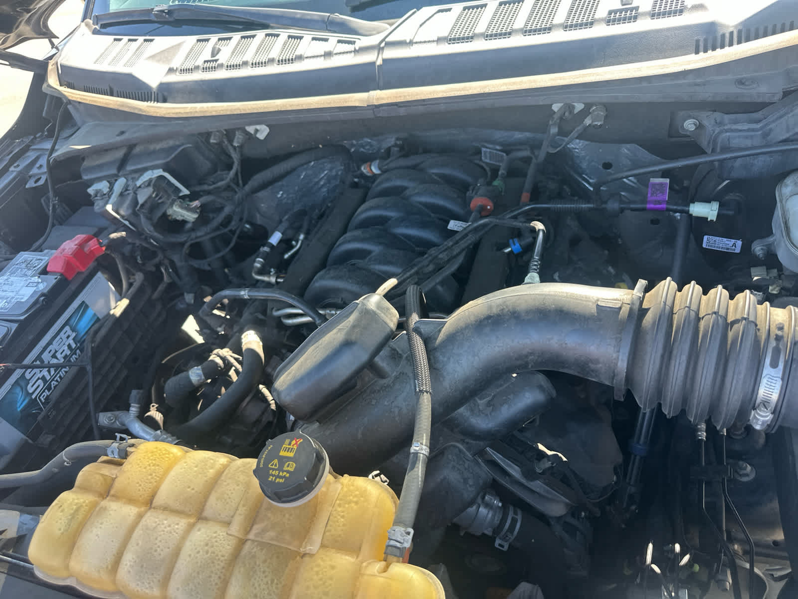 Used 2018 Ford F150 Lariat w/ Equipment Group 502A Luxury AWD/4WD image 18