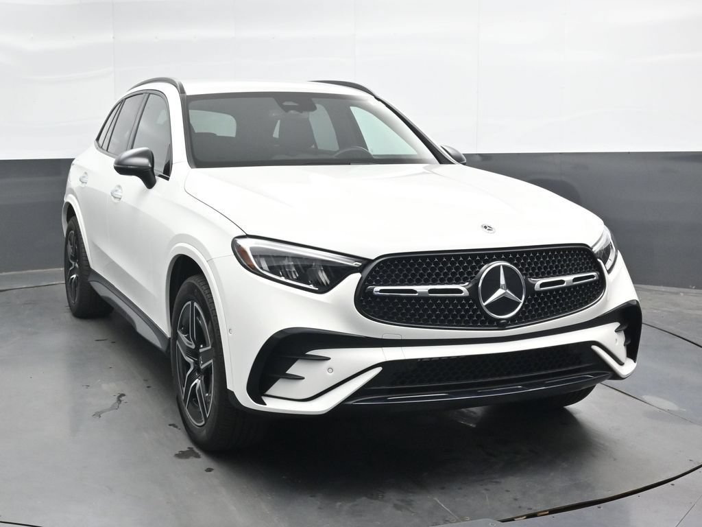 Used 2024 Mercedes-Benz GLC 300 4MATIC image 6