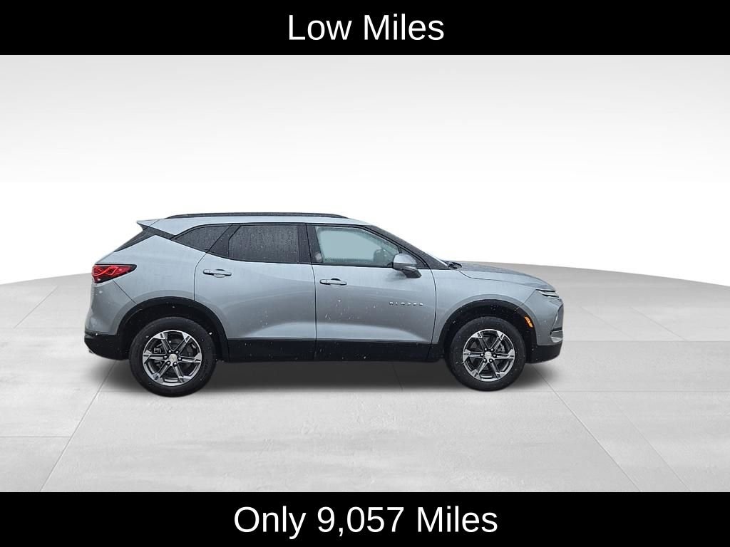 Used 2024 Chevrolet Blazer LT w/ Convenience Package image 2