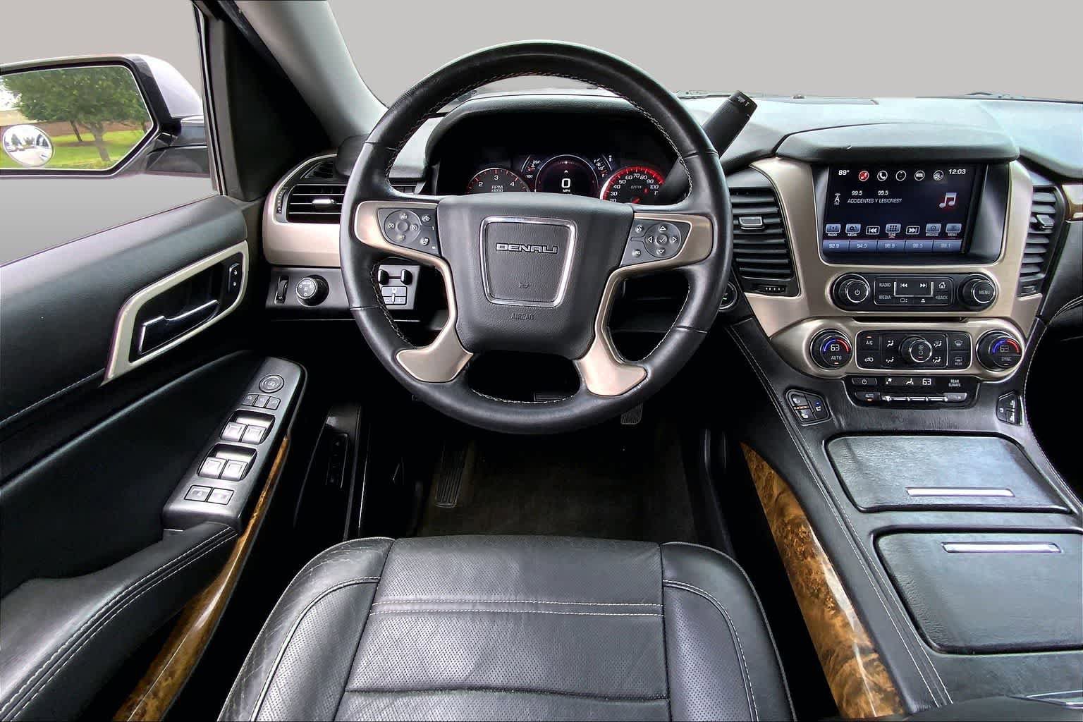 Used 2016 GMC Yukon XL Denali w/ Open Road Package RWD image 5