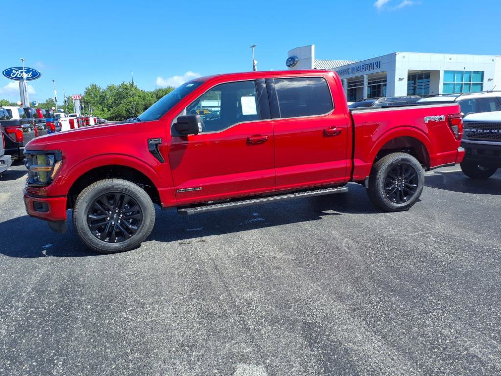 New 2025 Ford F150 XLT w/ Equipment Group 302A MID image 3