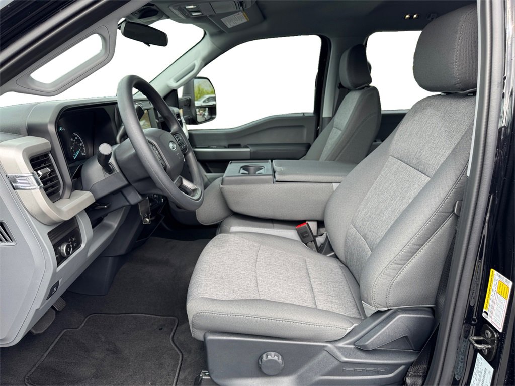 New 2026 Ford F250 XL image 9