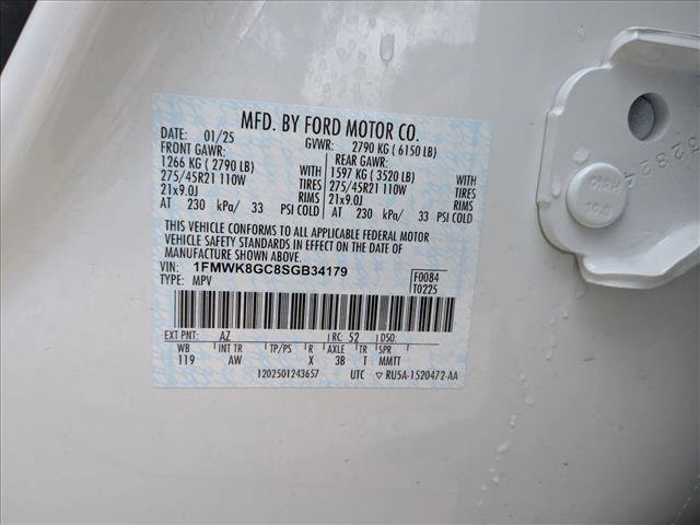 Used 2025 Ford Explorer ST AWD/4WD image 26