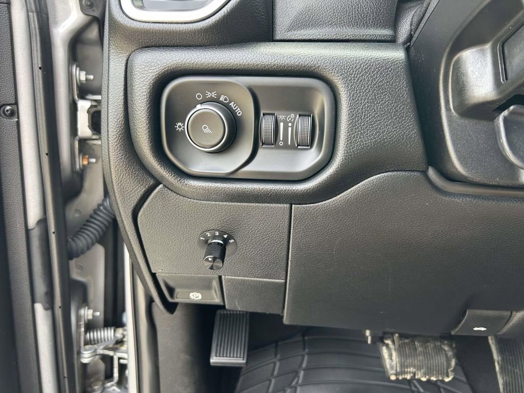 Used 2019 RAM 2500 Big Horn image 17