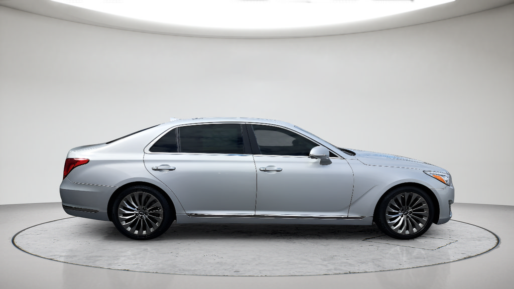 Used 2019 Genesis G90 3.3T Premium RWD image 4