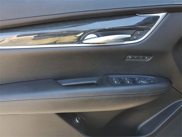 Used 2021 Cadillac XT5 Premium Luxury image 25