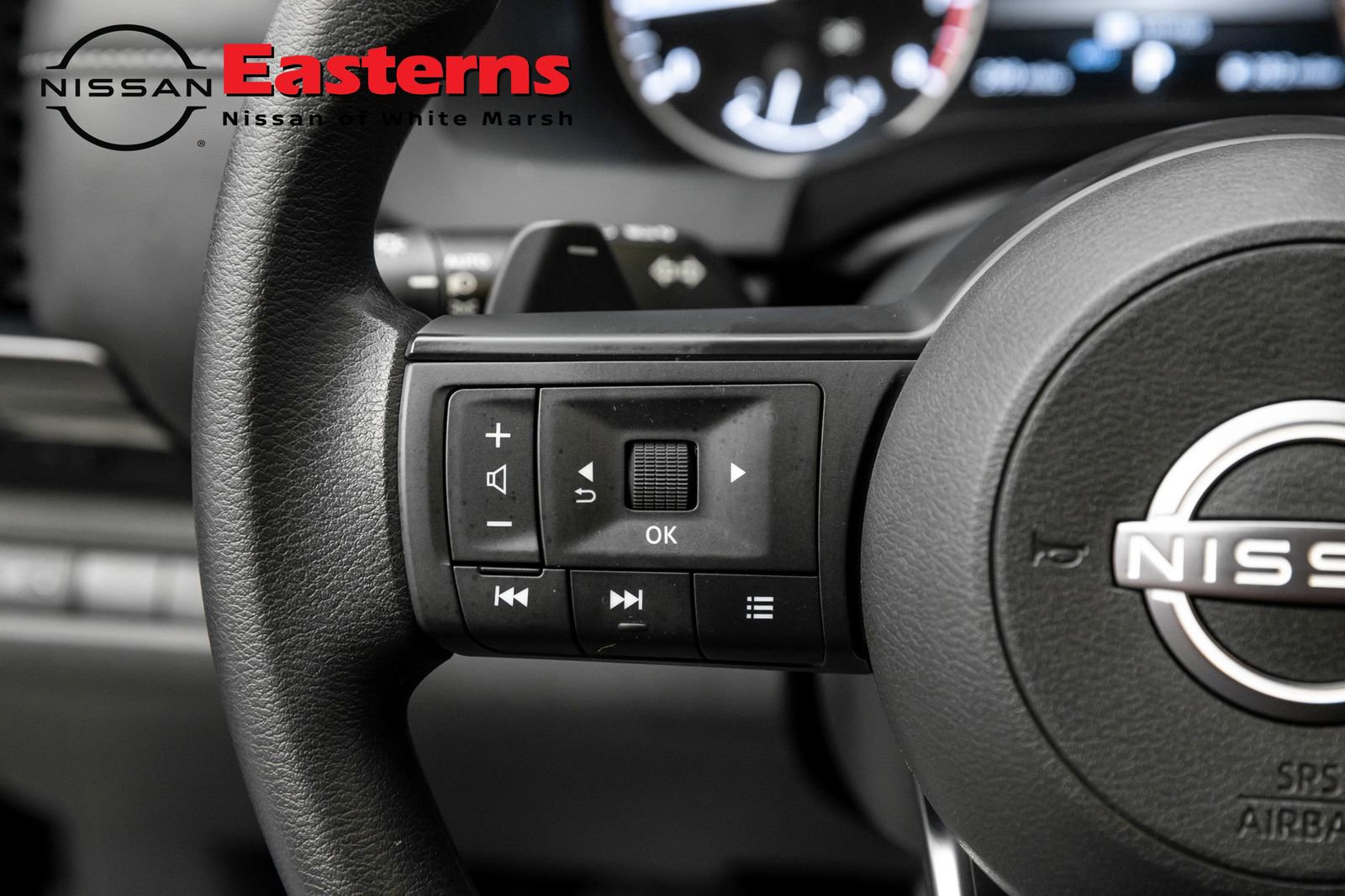 Used 2025 Nissan Pathfinder S image 21