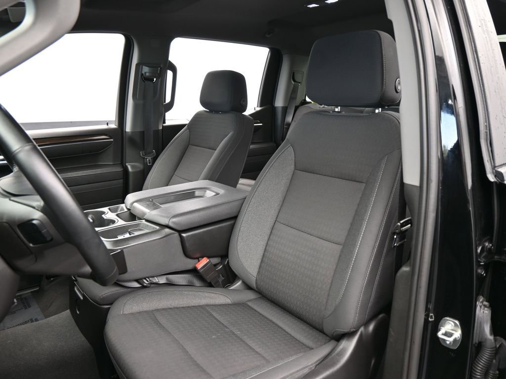 Used 2023 Chevrolet Silverado 1500 LT image 10