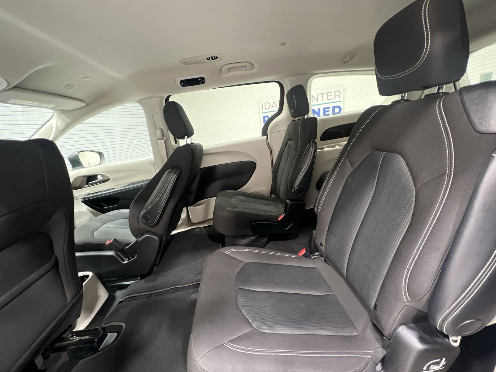 Used 2023 Chrysler Voyager LX FWD image 21