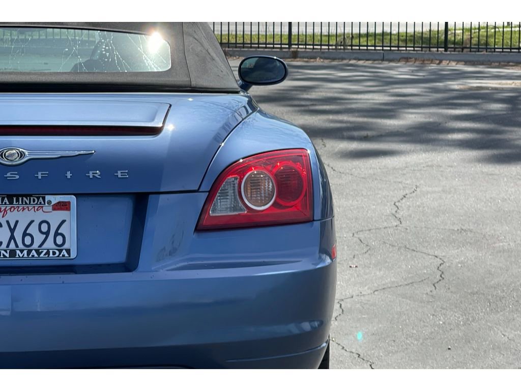 Used 2005 Chrysler Crossfire Limited image 15