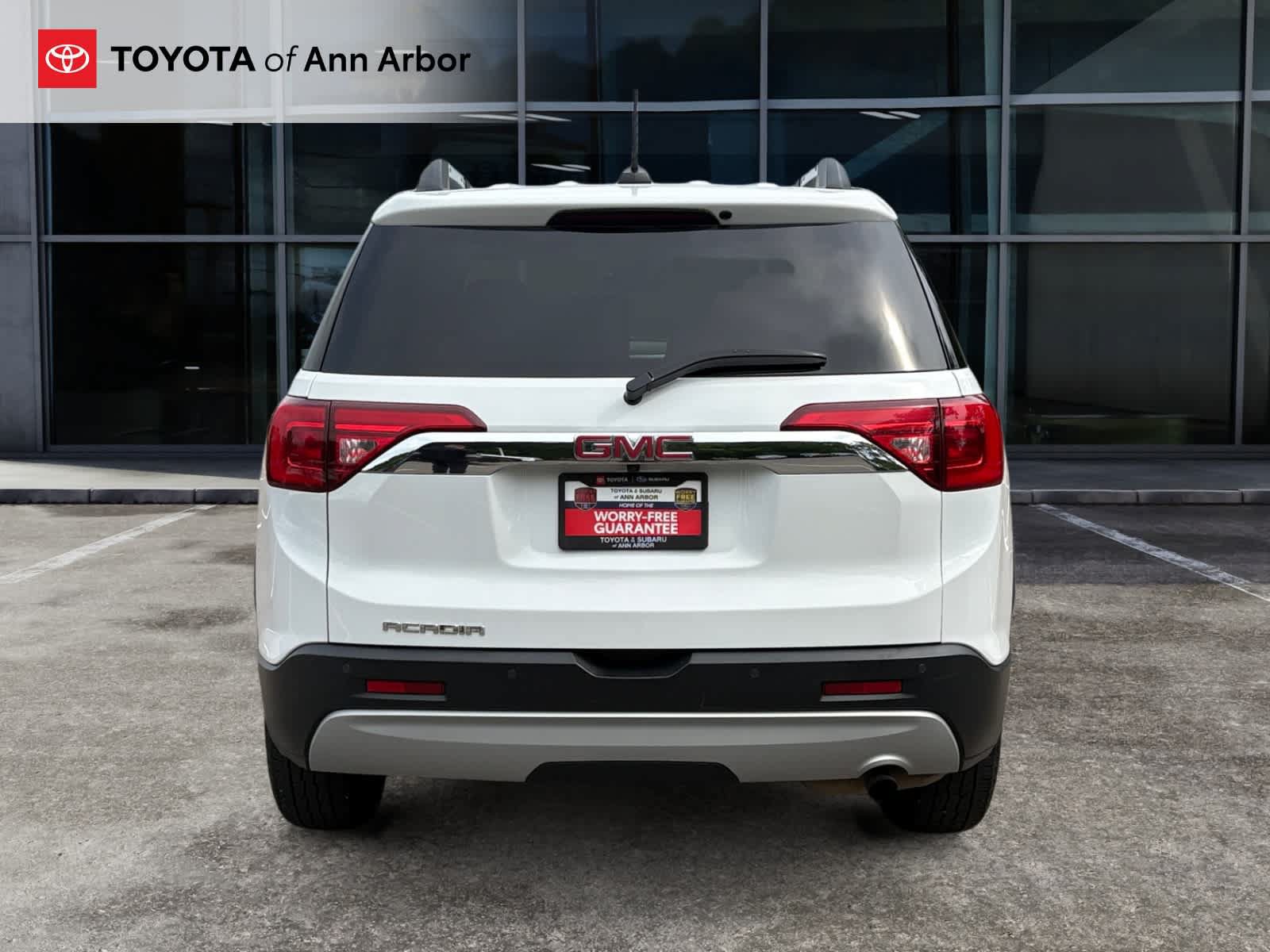 Used 2019 GMC Acadia SLE w/ Driver Alert Package I FWD image 10