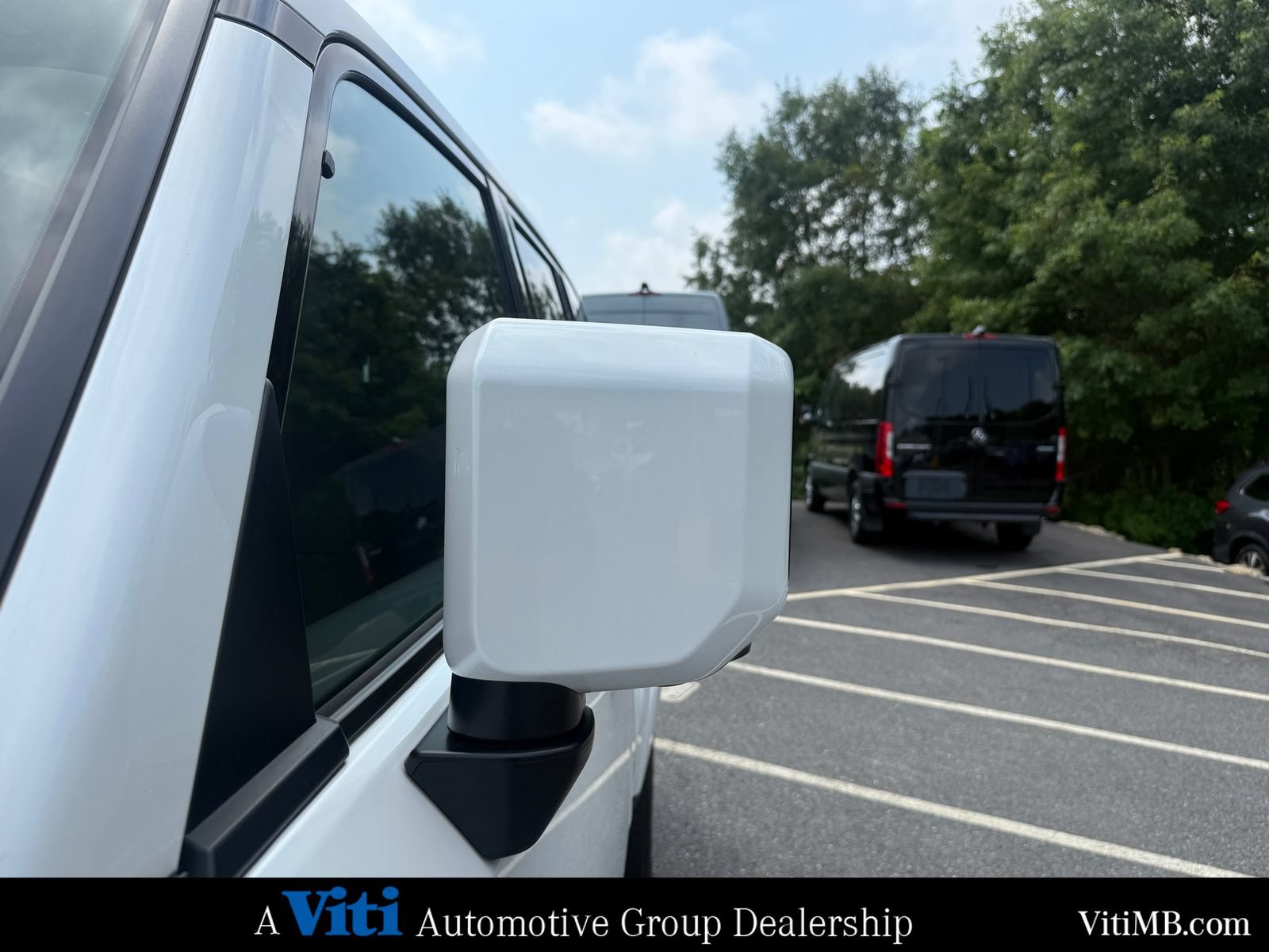 Used 2024 Lexus GX 550 w/ Accessory Package (2T) AWD/4WD image 11