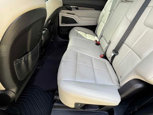 Used 2022 Kia Telluride EX w/ Towing Package FWD image 18