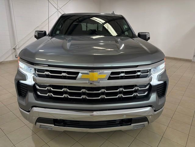 New 2026 Chevrolet Silverado 1500 LTZ w/ Technology Package AWD/4WD image 9
