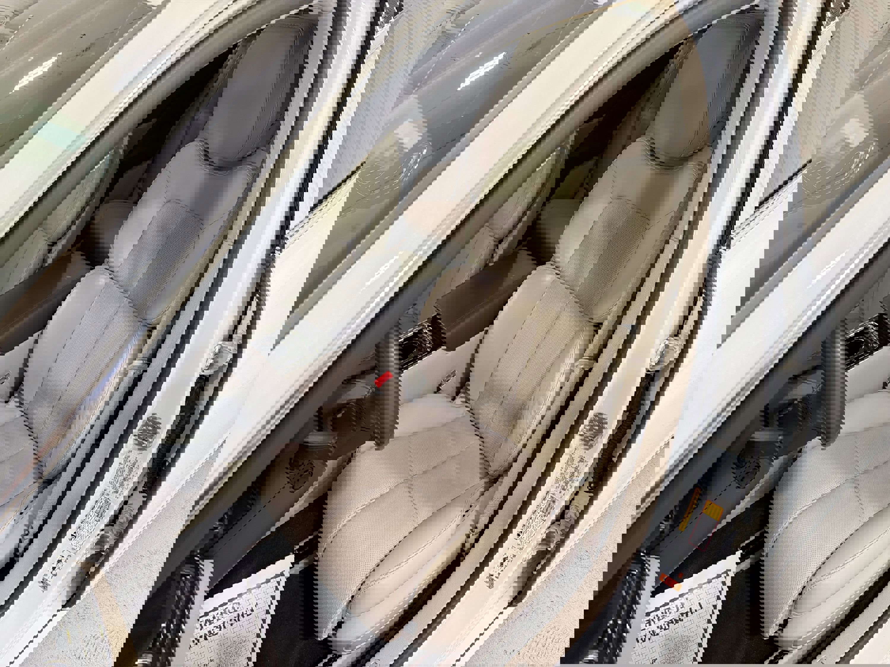 Used 2020 Lincoln Continental w/ Premium Package image 10