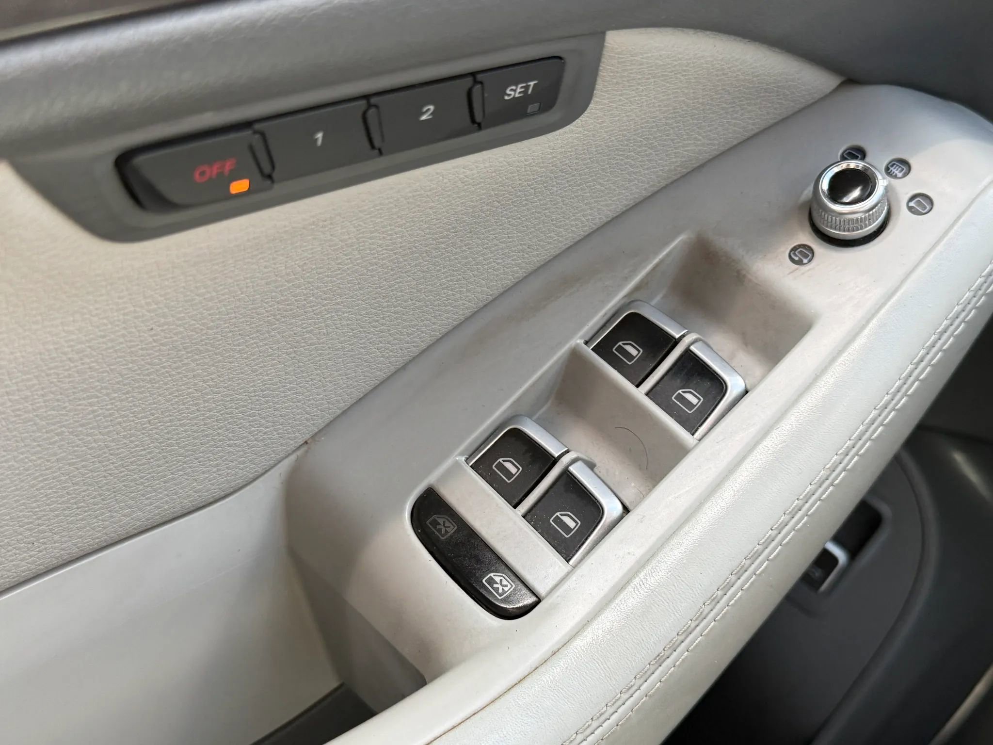 Used 2014 Audi Q5 3.0T Prestige image 24