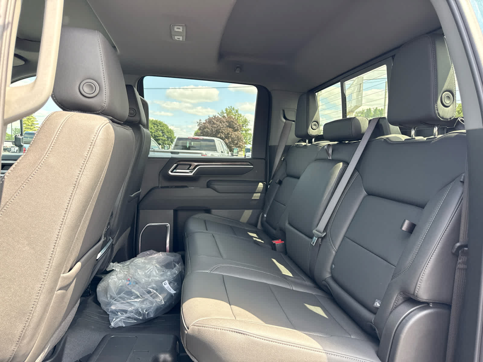 New 2026 Chevrolet Silverado 3500 LTZ w/ LTZ Plus Package AWD/4WD image 22