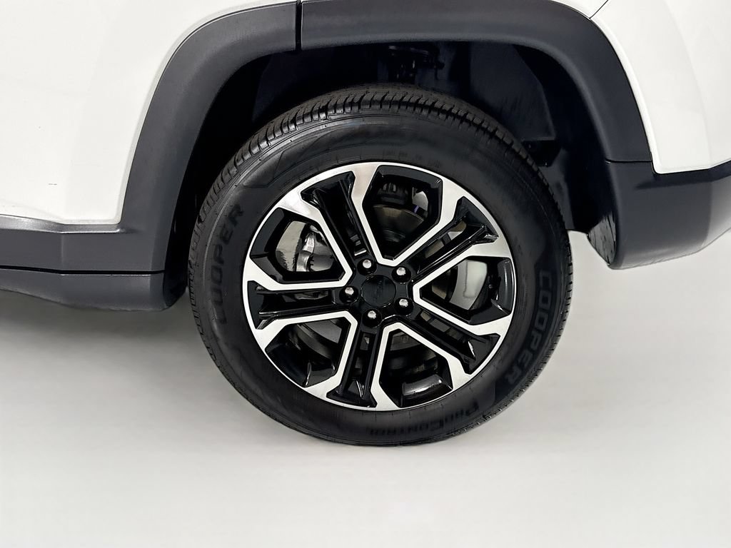 Used 2023 Jeep Compass Limited AWD/4WD image 31